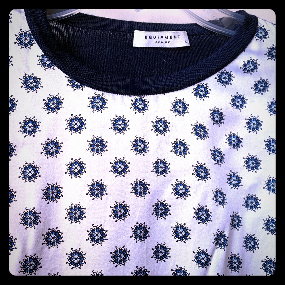 Equipment silk and cotton blend sweater.
